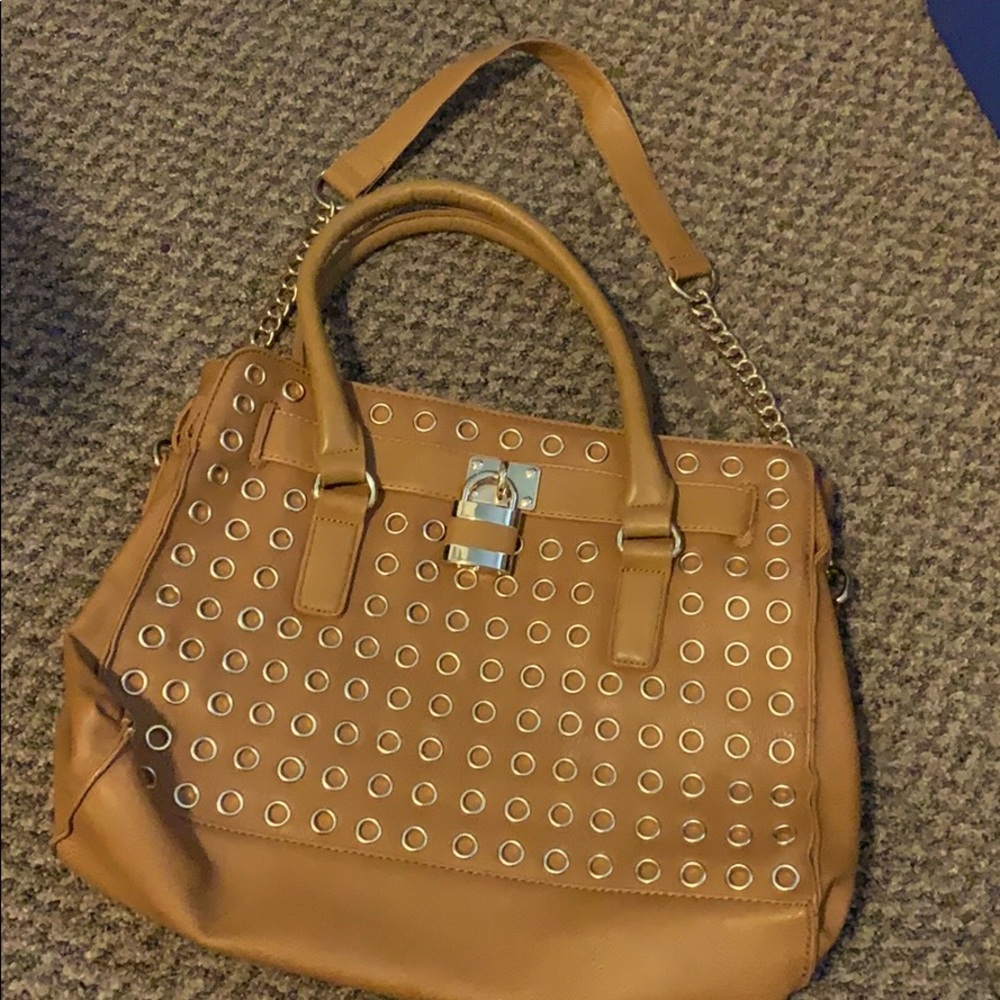 gold detailed bag